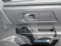 2025 Mitsubishi Triton GLX+