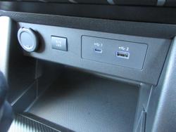 2025 Mitsubishi Triton GLX+