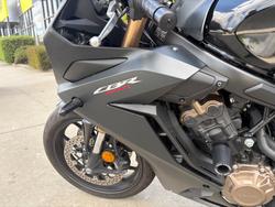2022 Honda CBR650R Black