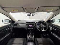 2022 Nissan X-TRAIL ST