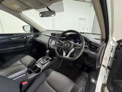 2022 Nissan X-TRAIL ST