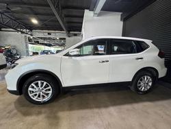 2022 Nissan X-TRAIL ST