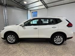 2022 Nissan X-TRAIL ST