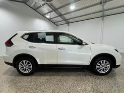 2022 Nissan X-TRAIL ST