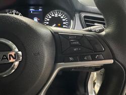 2022 Nissan X-TRAIL ST