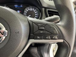 2022 Nissan X-TRAIL ST