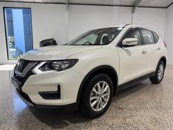2022 Nissan X-TRAIL ST