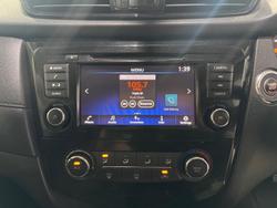 2022 Nissan X-TRAIL ST