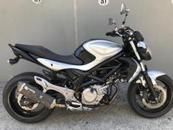 2010 Suzuki Gladius 650 (SFV650)