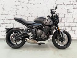 Triumph Trident 660