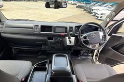 2018 Toyota Hiace Commuter