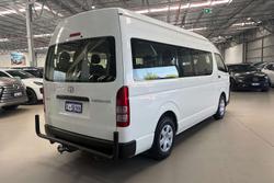 2016 Toyota Hiace Commuter