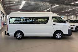 2016 Toyota Hiace Commuter