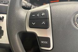 2016 Toyota Hiace Commuter