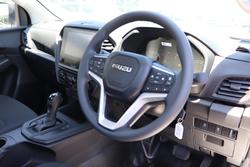 2025 Isuzu D-MAX SX