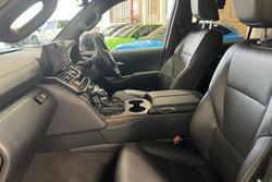 2025 Toyota Landcruiser VX