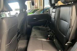 2025 Toyota Landcruiser VX