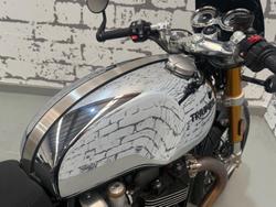 2023 Triumph Thruxton RS Chrome Edition Thruxton