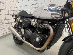 2023 Triumph Thruxton RS Chrome Edition Thruxton