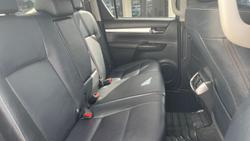 2019 Toyota Hilux SR5