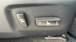 2019 Toyota Hilux SR5