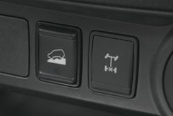 2022 Nissan Navara SL