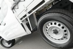 2022 Nissan Navara SL