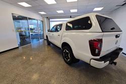 2023 Nissan Navara ST-X