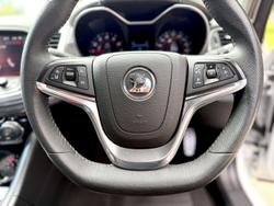 2014 Holden Special Vehicles Maloo R8 GEN-F MY14 Heron White