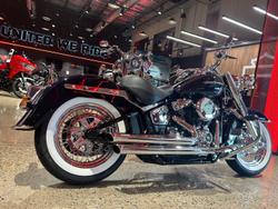 2020 Harley-Davidson Deluxe 107 (FLDE) Softail Blue