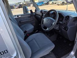 2015 Toyota Landcruiser GXL