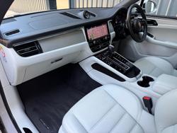 2023 Porsche Macan T 95B MY23 AWD Crayon