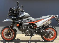 2023 KTM 890 SMT