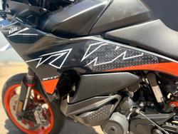 2023 KTM 890 SMT