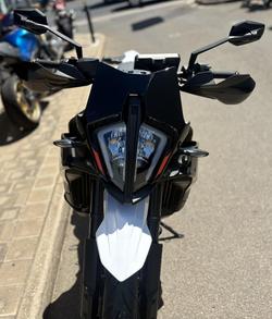 2023 KTM 890 SMT