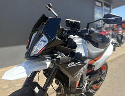 2023 KTM 890 SMT