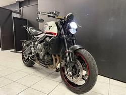 2022 TRIUMPH TRIDENT 660 White