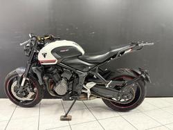 2022 TRIUMPH TRIDENT 660 White