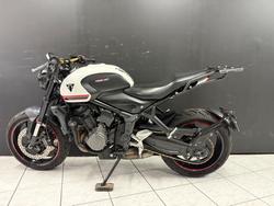2022 TRIUMPH TRIDENT 660 White