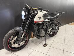 2022 TRIUMPH TRIDENT 660 White