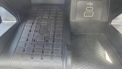 2024 Ford Everest Platinum