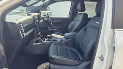 2024 Ford Everest Platinum