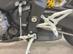 2025 Triumph Speed Triple RS 1200 Speed Triple Red