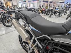 2026 Triumph 2026 Triumph 900CC TIGER 900 GT PRO ALPINE EDITION SNOWDONIA WHITE