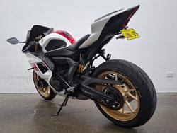 2021 Yamaha YZF-R7LA White