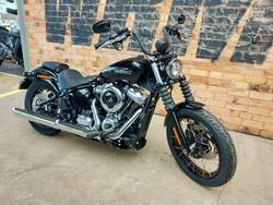 2025 HARLEY-DAVIDSON STREET BOB 117 (FXBB) ROAD BLACK
