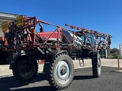 0 CASE IH Patriot 3330