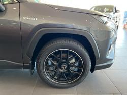 2024 Toyota RAV4 GXL