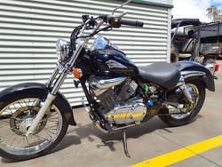 2007 Suzuki Intruder 250LC (VL250) Intruder Black