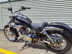 2007 Suzuki Intruder 250LC (VL250) Intruder Black